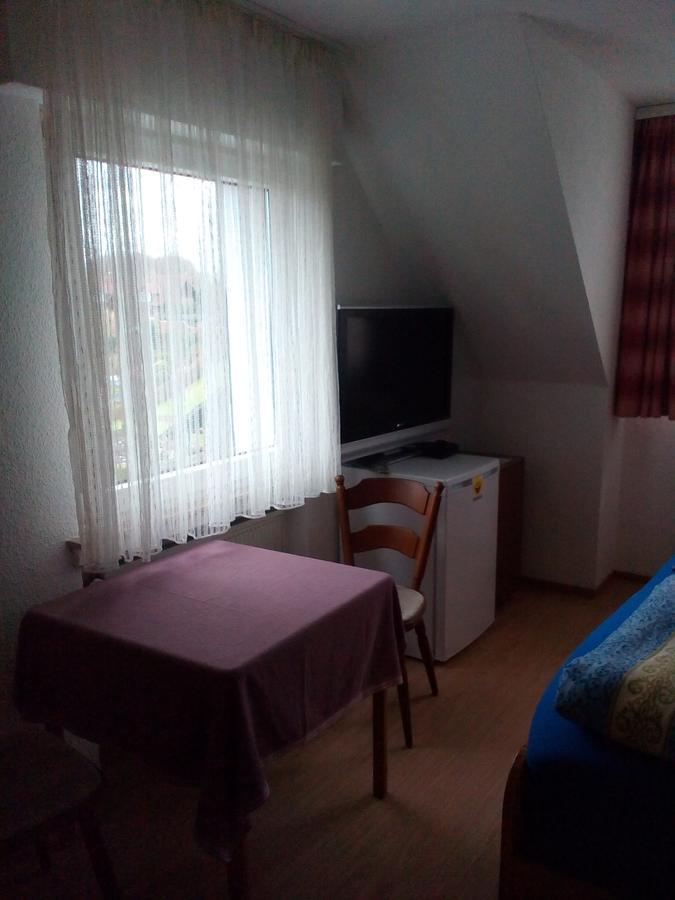 Monteurhotel Garni Alter Olper Hof Lindlar Exteriér fotografie