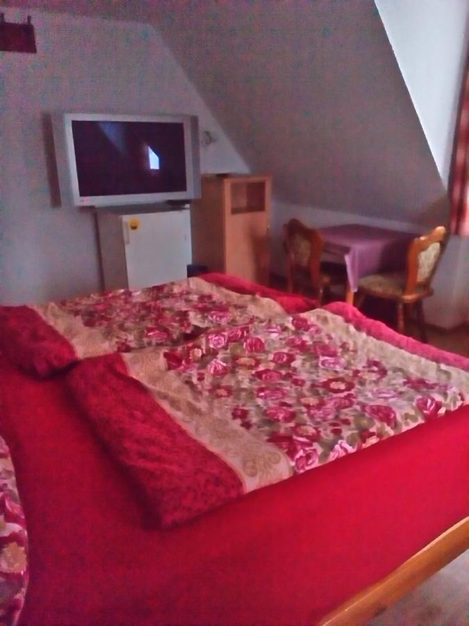 Monteurhotel Garni Alter Olper Hof Lindlar Exteriér fotografie